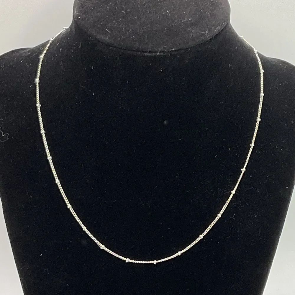 Origami Owl Silver Toned Station Necklace
